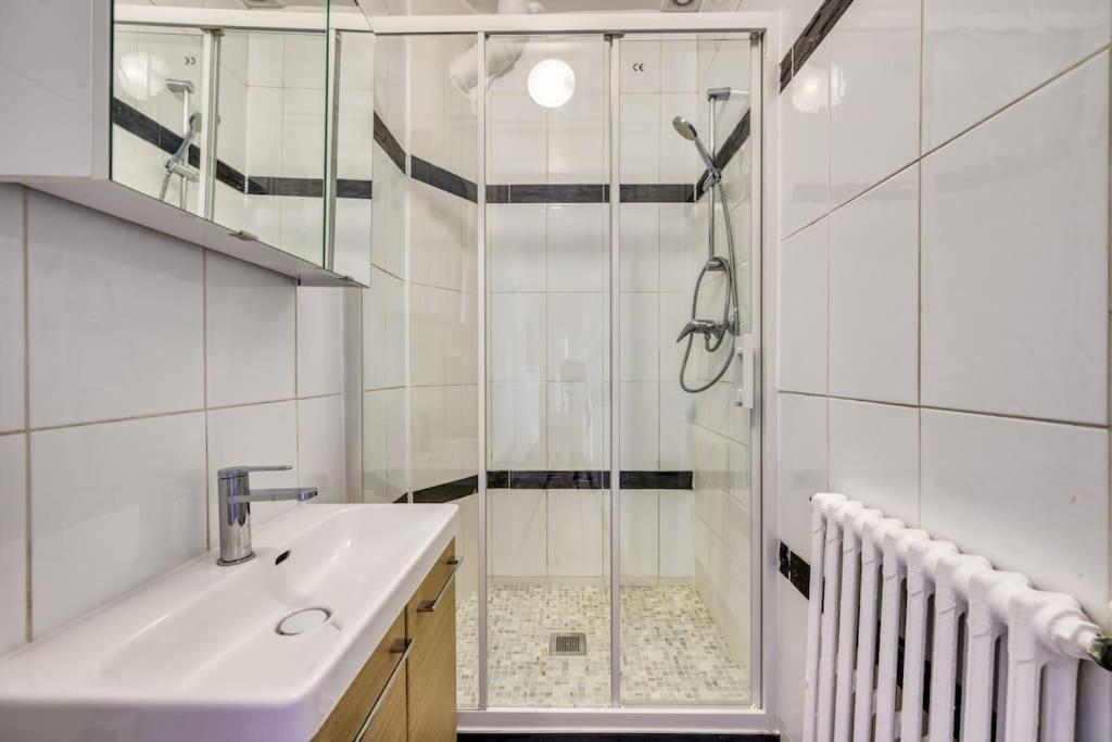 3-Bedroom Apart Close To Roland Garros ปารีส ภายนอก รูปภาพ